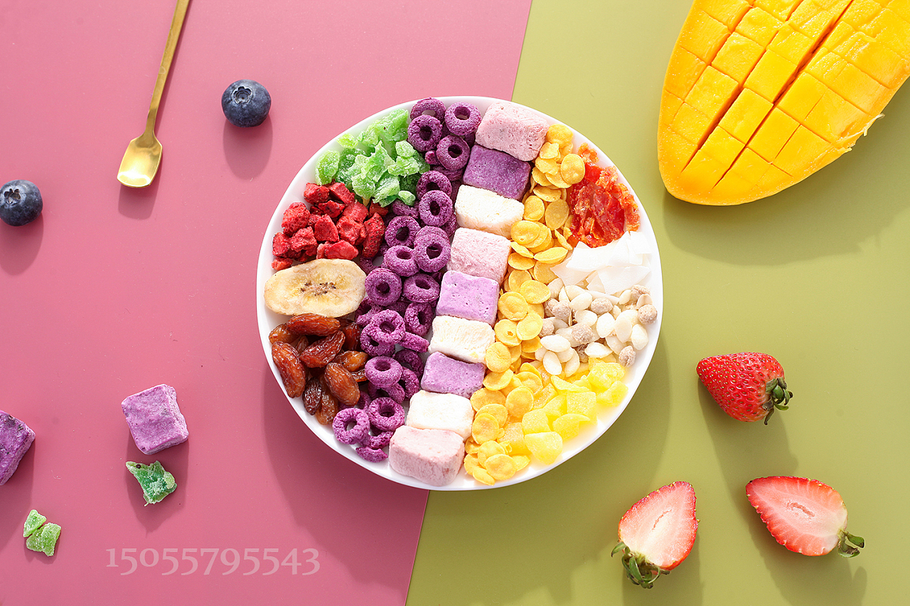 当新鲜水果遇见浓郁酸奶 视觉与健康的双重盛宴