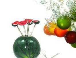 夏日时尚新宠 热卖西瓜水果叉套装，让生活甜趣盎然